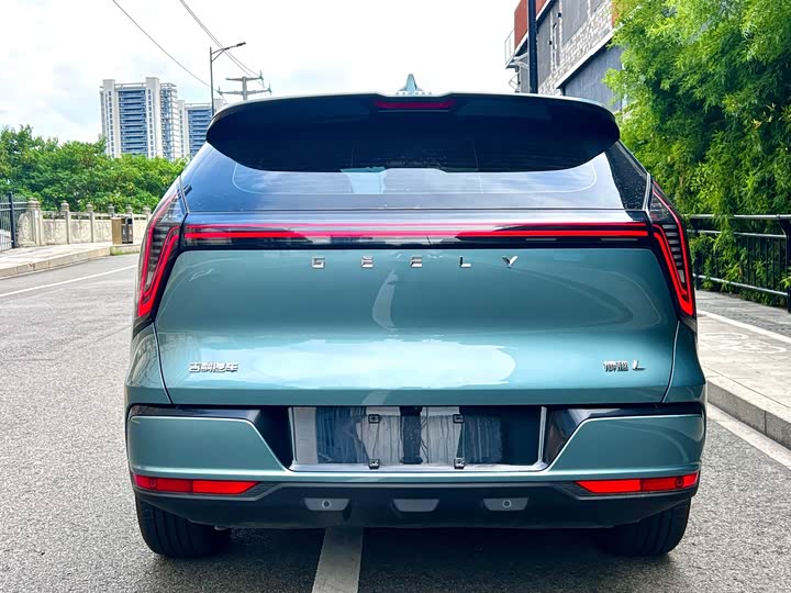 Geely Atlas L, 2025 — фото 7 из 9