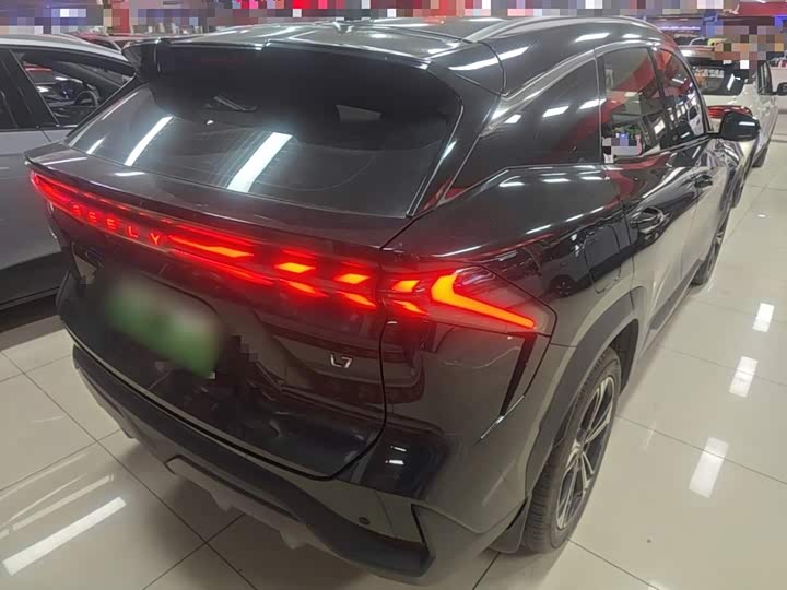 Geely Galaxy L7, 2023 — фото 7 из 9