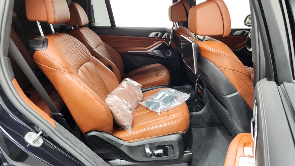 BMW X7, 2021 — фото 10 из 12