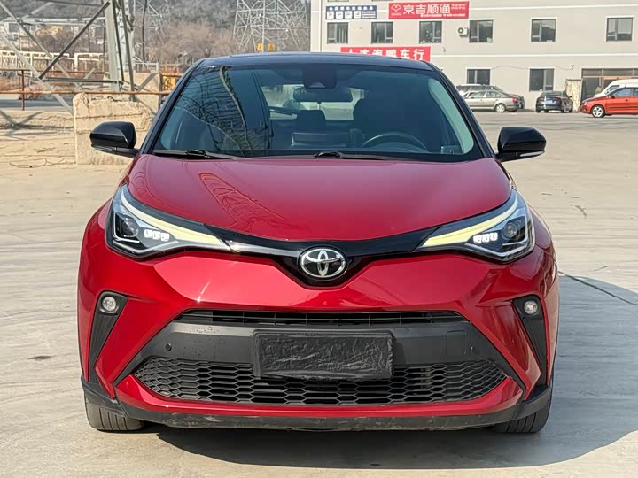 Toyota C-HR, 2022 — фото 2 из 9