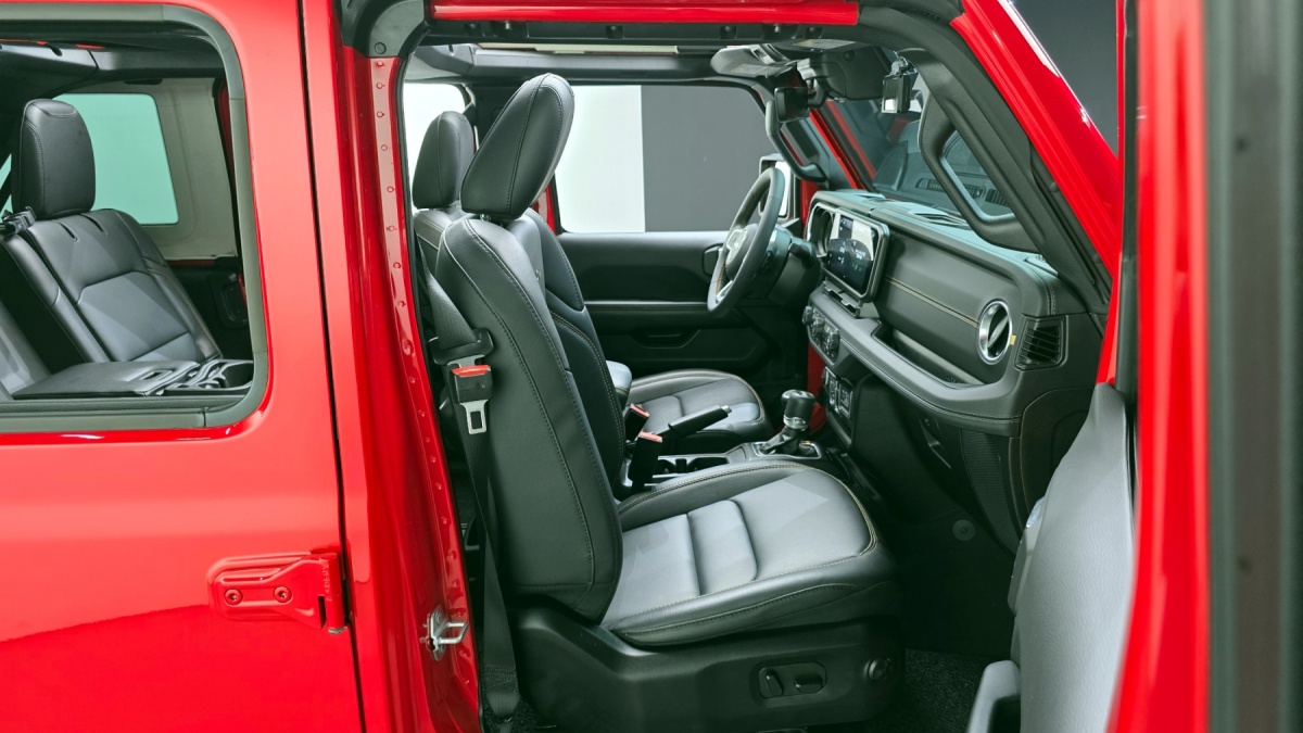 Jeep Wrangler, 2024 — фото 11 из 12