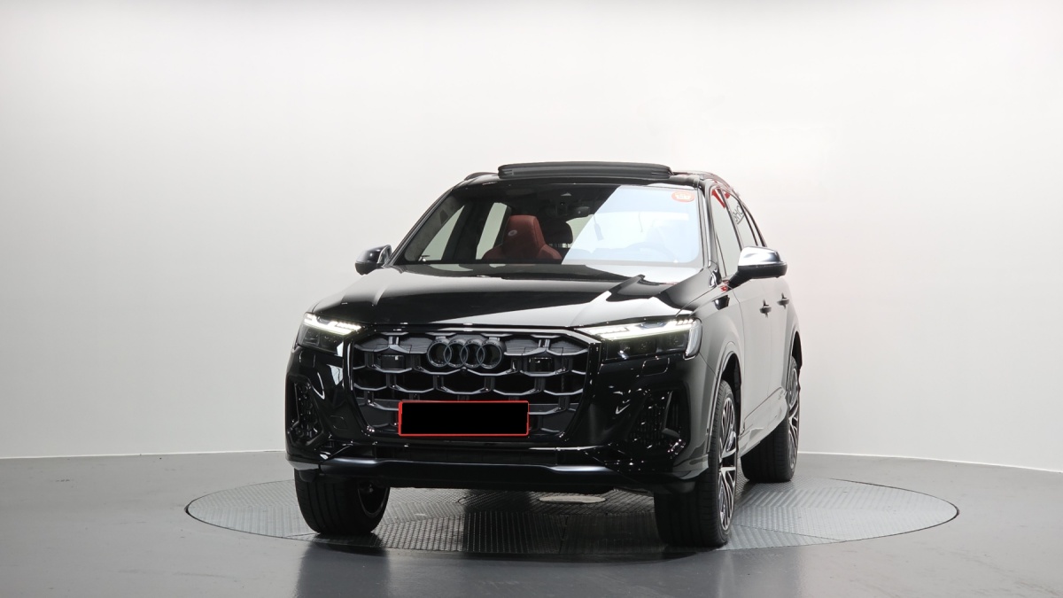Audi SQ7, 2025 — фото 3 из 12