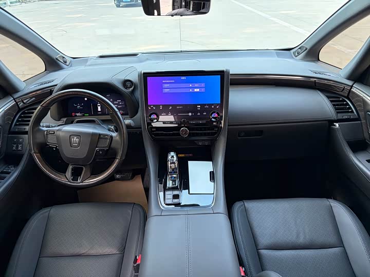 Toyota Vellfire, 2024 — фото 5 из 9