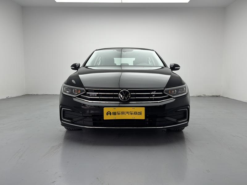 Volkswagen Magotan GTE Hybrid, 2023 — фото 2 из 12