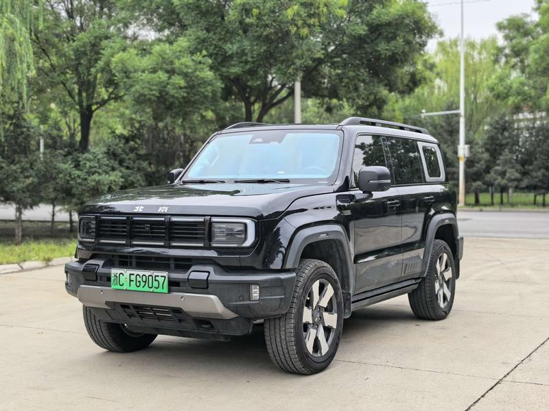 BAIC Beijing BJ40 Hybrid, 2025 — купить в Туле под ключ