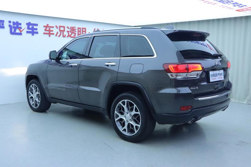 Jeep Grand Cherokee, 2022 — фото 4 из 12