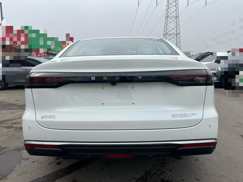 Geely Galaxy Starshine 6, 2026 — фото 5 из 8