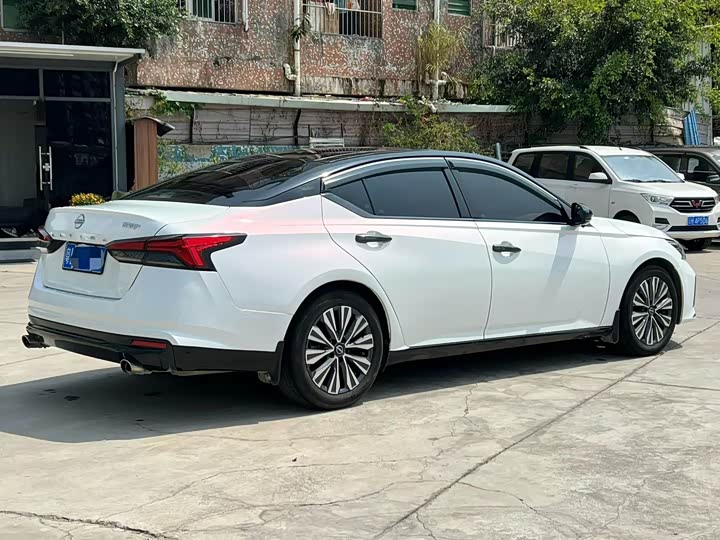 Nissan Teana, 2024 — фото 7 из 9