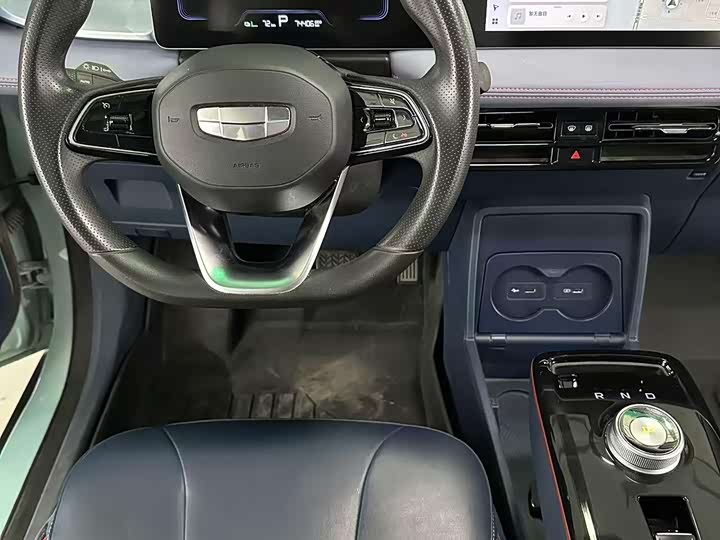 Geely Geometry E Firefly, 2022 — фото 7 из 9