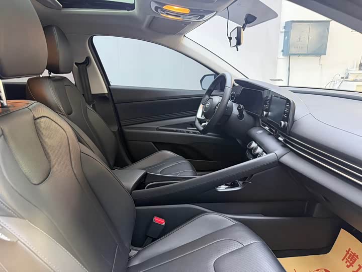 Hyundai Elantra N line, 2024 — фото 8 из 9