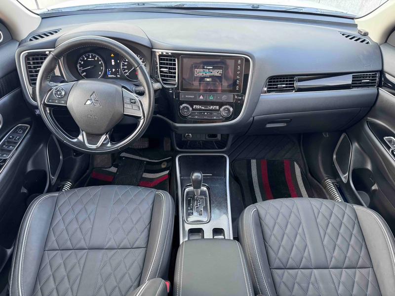 Mitsubishi Outlander, 2021 — фото 7 из 12