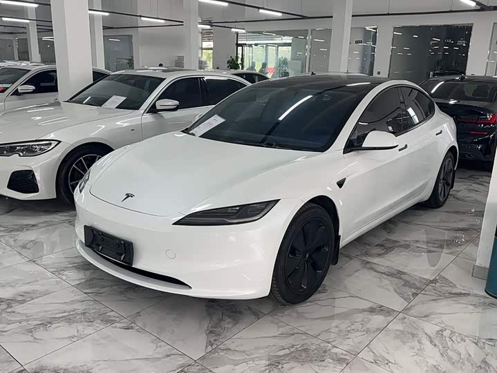 Tesla Model 3, 2026 — купить в Костроме под ключ