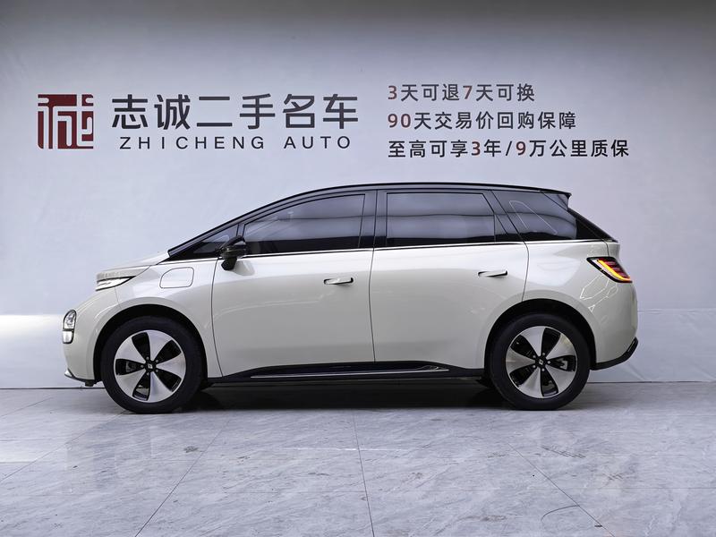 Baojun Yunduo, 2024 — фото 3 из 12