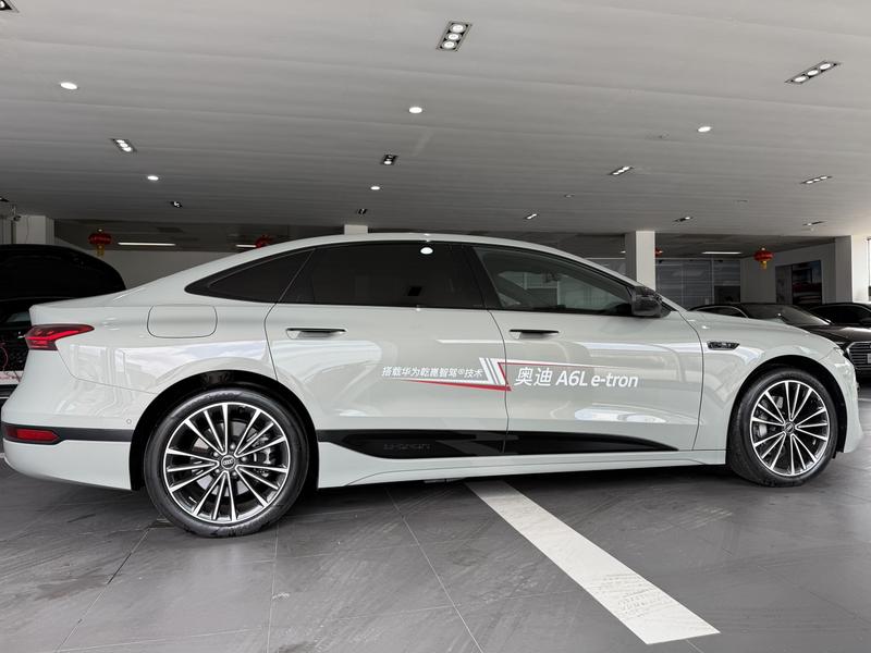 Audi A6L e-tron, 2025 — фото 7 из 12