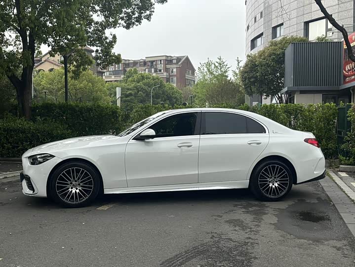 Mercedes-Benz C-Class, 2023 — фото 3 из 9