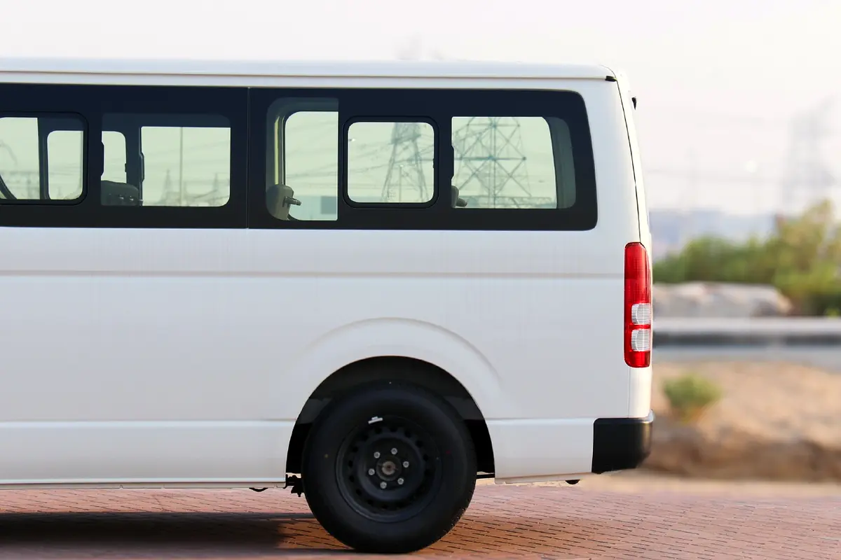 Toyota Hiace, 2026 — фото 5 из 10