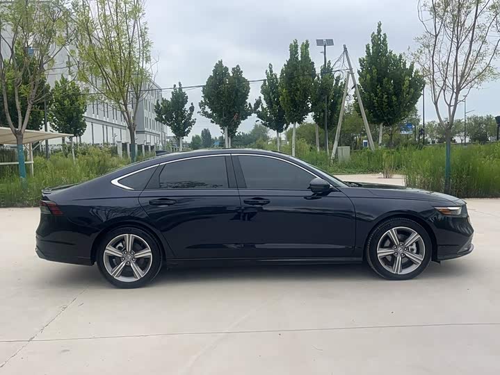 Honda Accord Hybrid, 2024 — фото 8 из 9