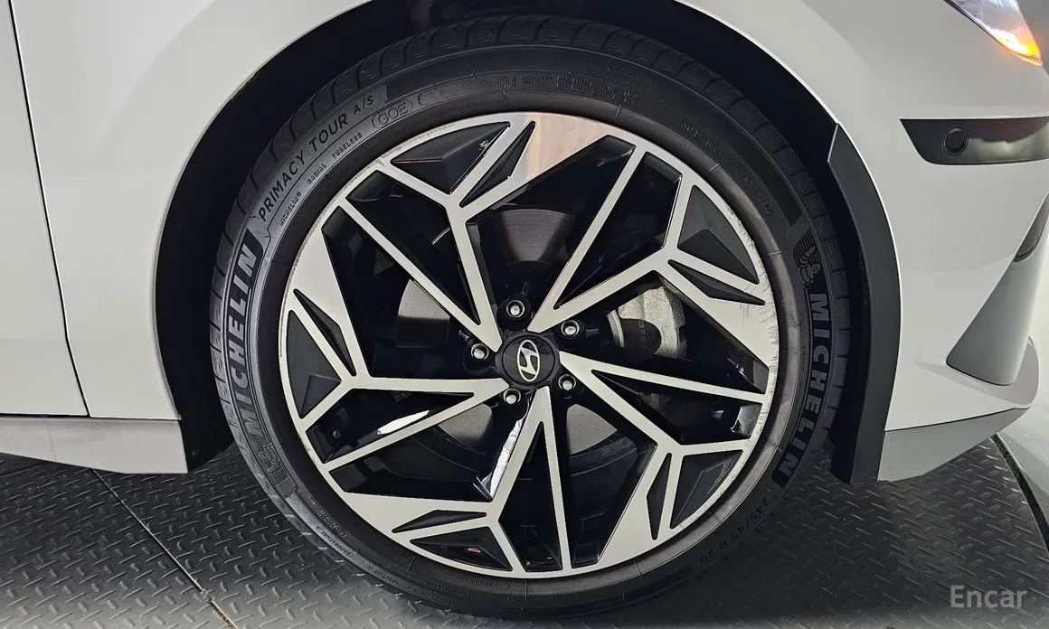Hyundai Ioniq 6, 2022 — фото 5 из 12