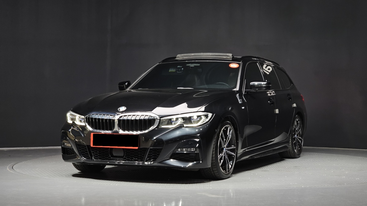 BMW 3 Series, 2022 — купить в Санкт-Петербурге под ключ