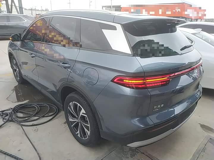 BYD Song Pro Hybrid, 2024 — фото 5 из 9