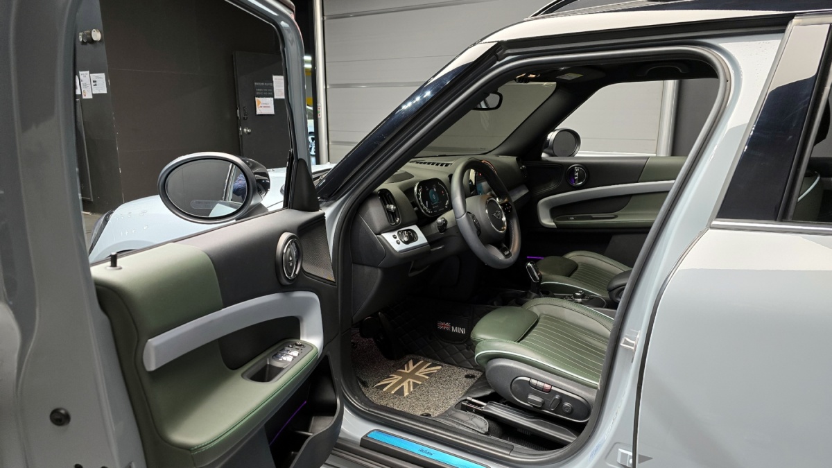 Mini Countryman, 2023 — фото 10 из 12