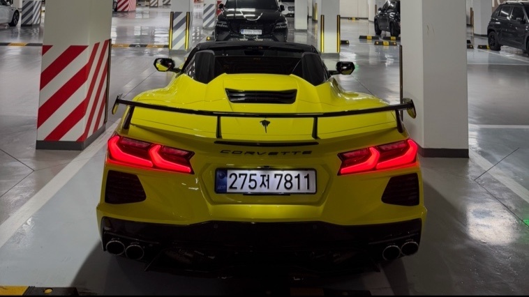Chevrolet Corvette, 2023 — фото 10 из 12