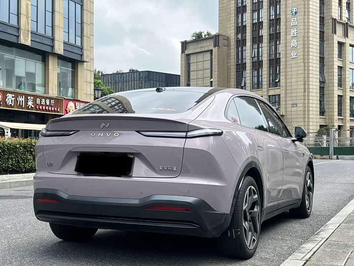 Nio Onvo L60, 2025 — фото 4 из 9
