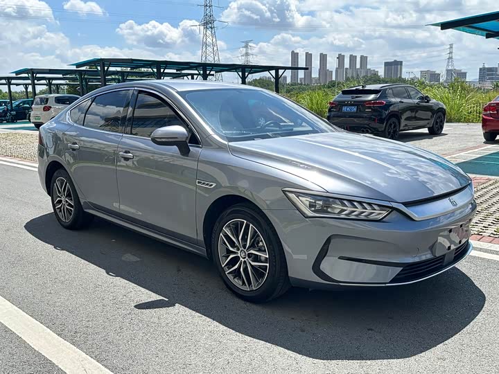 BYD Qin Plus, 2023 — фото 3 из 9