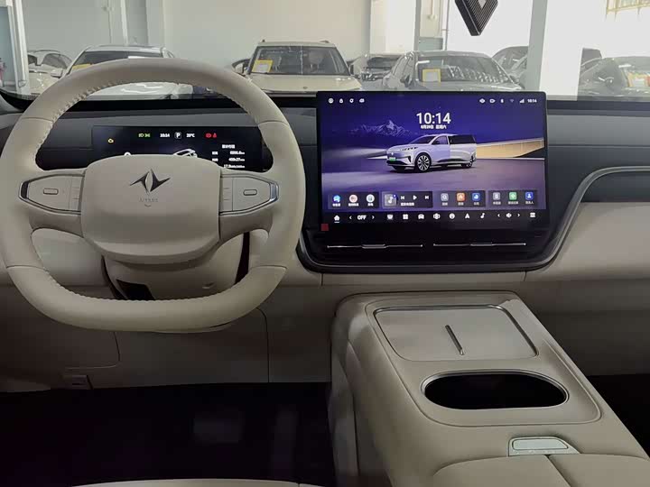 Dongfeng Yipai eπ 008, 2025 — фото 4 из 9
