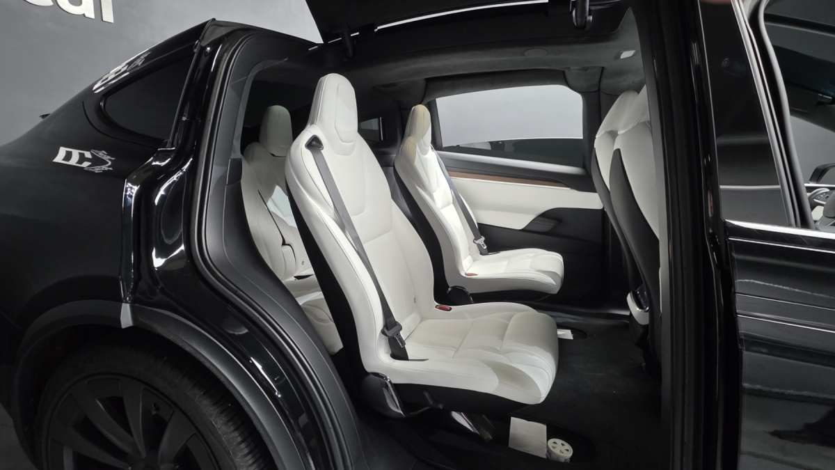 Tesla Model X, 2025 — фото 11 из 12
