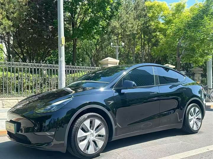 Tesla Model Y, 2023 — купить в Уфе под ключ