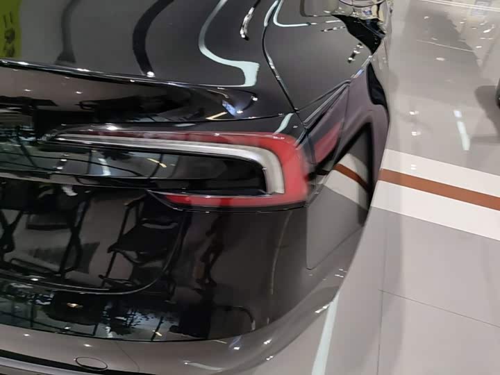 Tesla Model 3, 2025 — фото 8 из 9