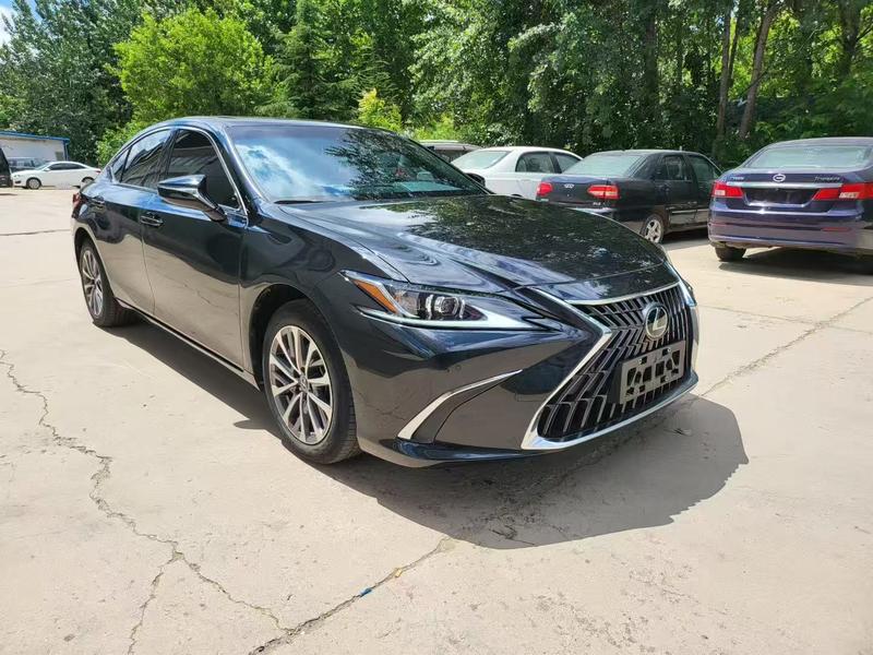 Lexus ES, 2023 — фото 3 из 11