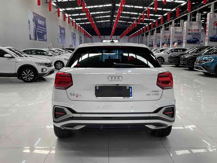 Audi Q2L, 2023 — фото 5 из 9