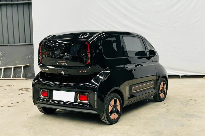 Baojun KiWi EV, 2021 — фото 6 из 12