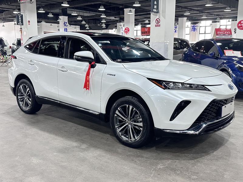 Toyota Venza, 2023 — фото 3 из 12