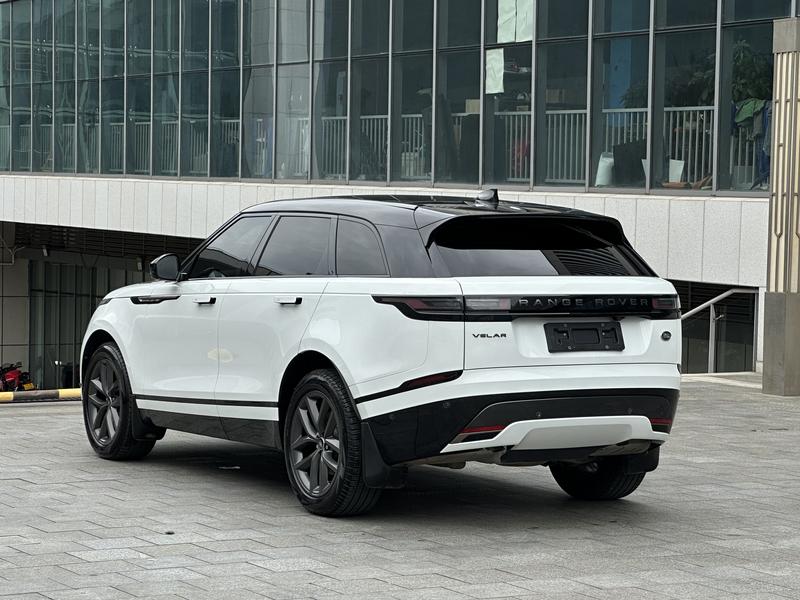 Land Rover Range Rover Velar, 2023 — фото 4 из 12