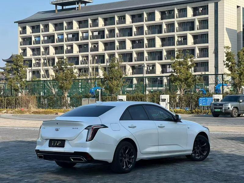 Cadillac CT4, 2023 — фото 6 из 11