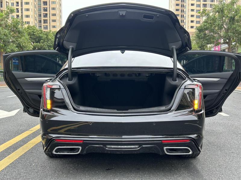 Cadillac CT5, 2023 — фото 11 из 12