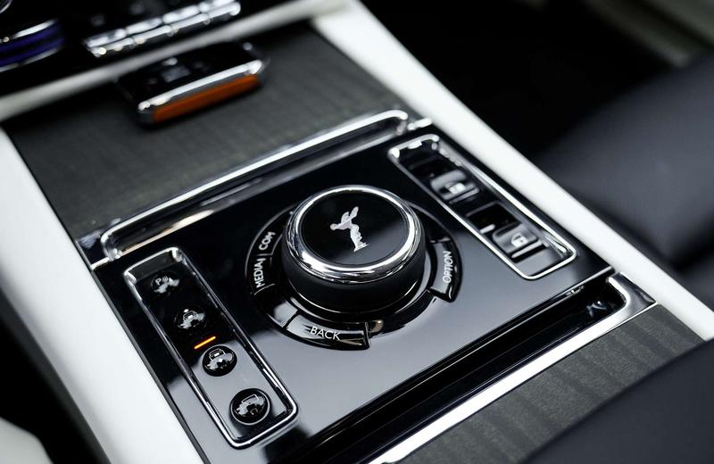 Rolls-Royce Ghost, 2022 — фото 10 из 12