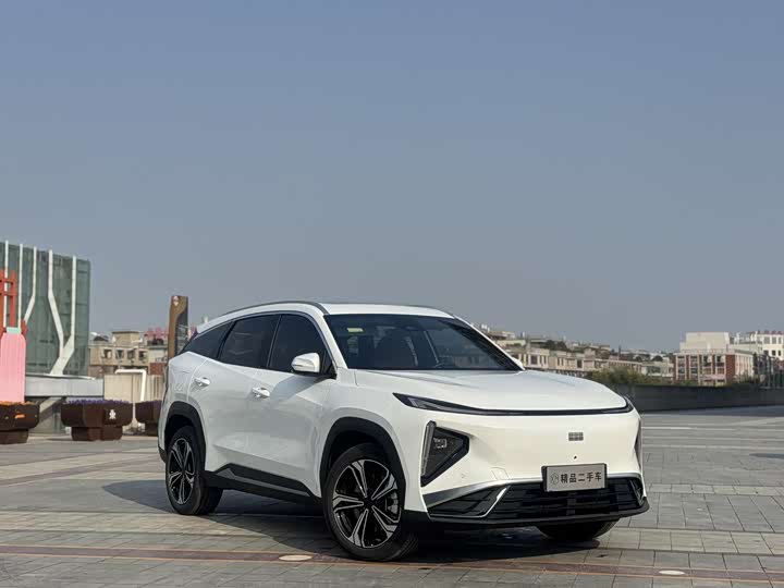 Geely Galaxy L7, 2024 — фото 3 из 9