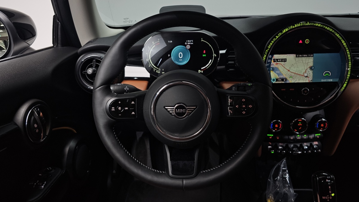 Mini Cooper, 2023 — фото 12 из 12