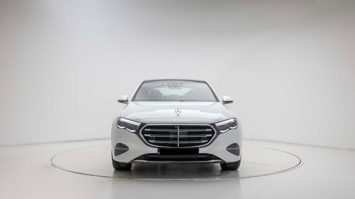 Mercedes-Benz E-Class, 2025 — фото 3 из 12