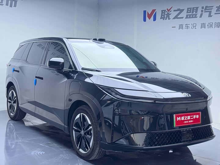 Toyota bZ3X, 2025 — фото 3 из 9