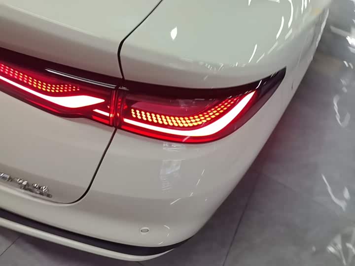 BYD Seal 06 Hybrid/EV, 2025 — фото 8 из 9