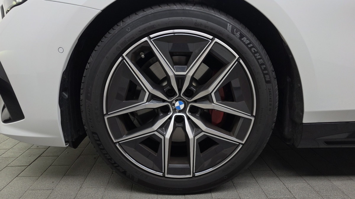 BMW 5 Series, 2025 — фото 5 из 12