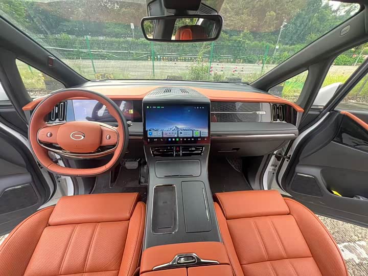 GAC Trumpchi M8 Hybrid, 2026 — фото 4 из 9