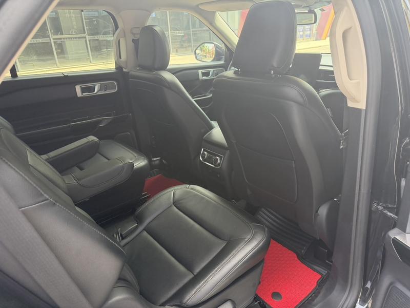 Ford Explorer, 2021 — фото 8 из 9