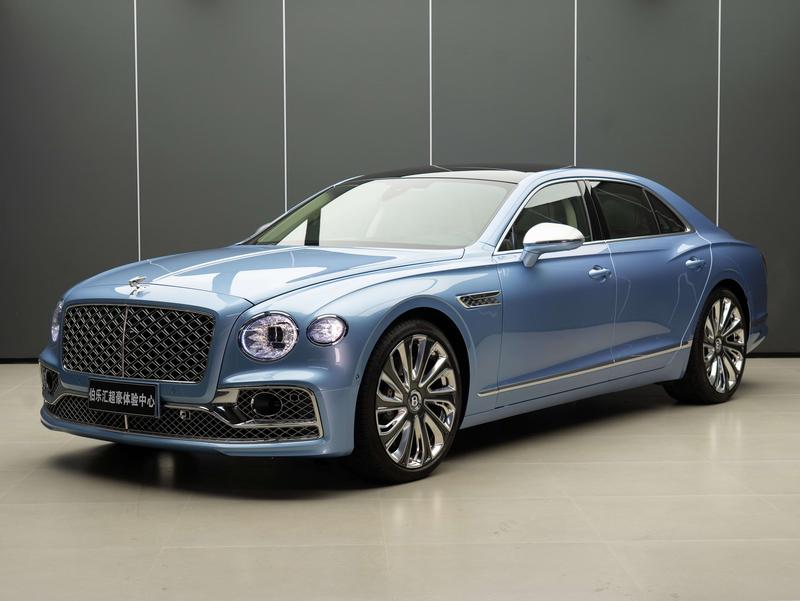Bentley Flying Spur, 2022 — купить в Чебоксарах под ключ