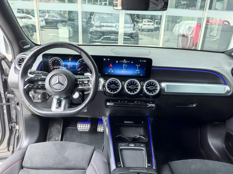 Mercedes-Benz GLB-Class AMG, 2024 — фото 9 из 12